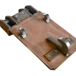 NTP10-kiinnike 16 mm pohjalevyllä, hitsattu